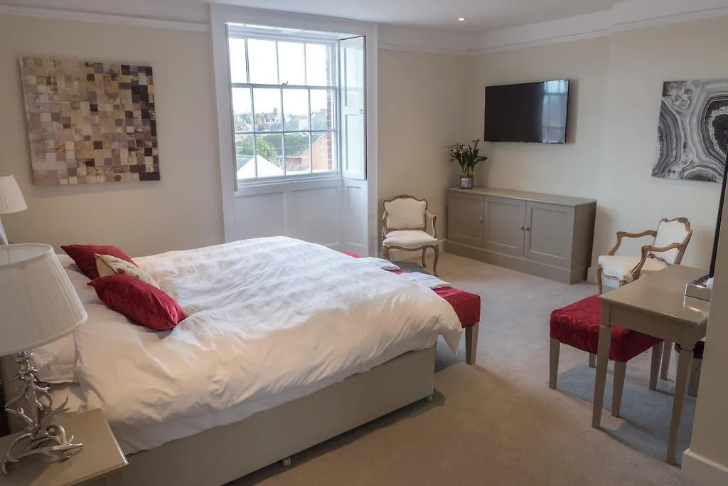 Broadway House Luxury Serviced Rooms 엑서터